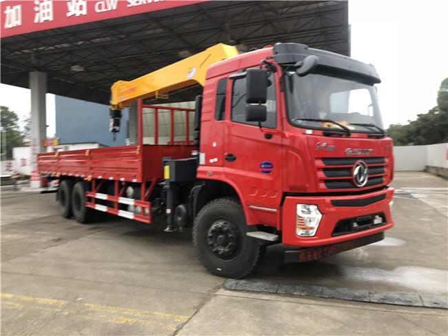 最突出款D3_東風(fēng)后雙橋隨車吊_12噸后雙橋隨車吊平板運輸車