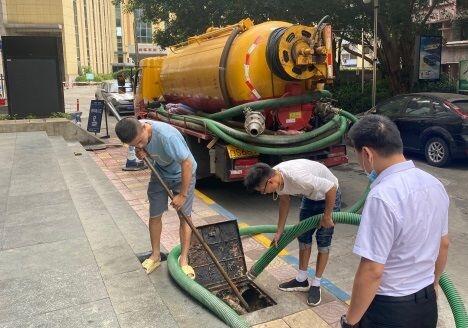 太原迎澤大街疏通污水管道 清洗抽糞 清理化糞池 吸污電話