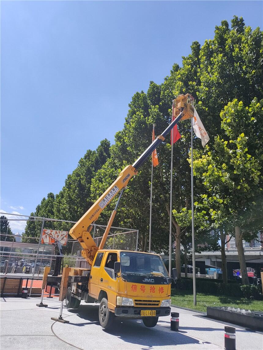 高空作業(yè)車出售