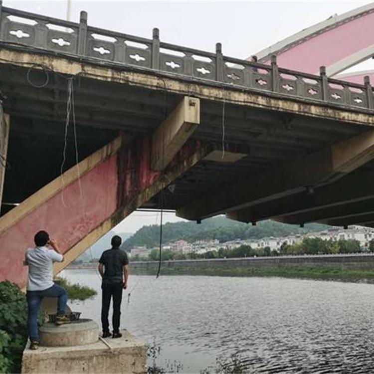 曲阜熱電廠煙囪滲漏維修