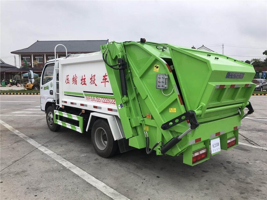 江蘇蘇州市12方壓縮帶擺臂壓縮垃圾車在哪買便宜