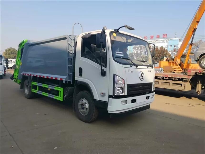 新鄉(xiāng)22噸壓縮式垃圾車型號(hào)及報(bào)價(jià)