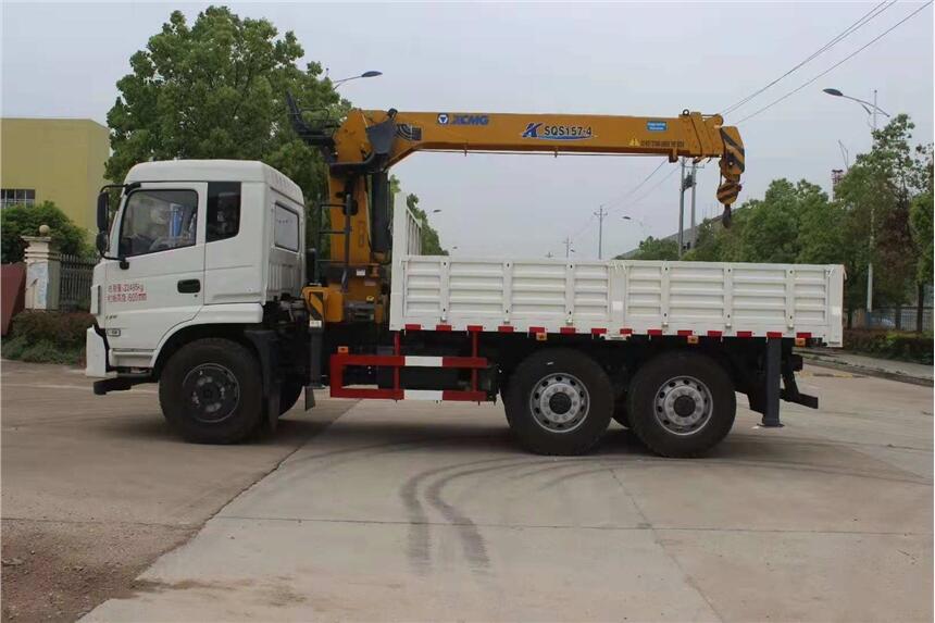 東風(fēng)御龍后八輪隨車吊  騰宇12噸