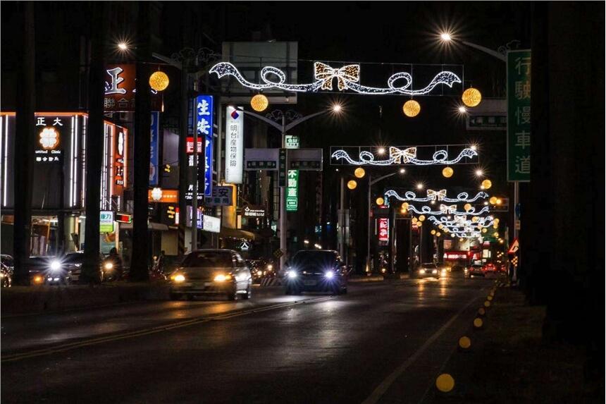 鄂爾多斯跨街燈廠家LED燈籠生產(chǎn)廠家中國夢道路裝飾燈