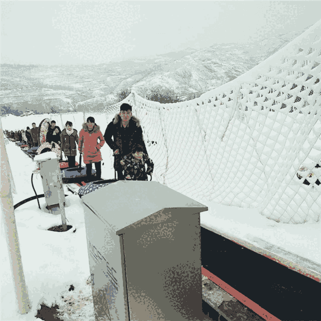 滑雪場魔毯輸送平穩(wěn) 運(yùn)輸量大 滑雪魔毯產(chǎn)品參數(shù)