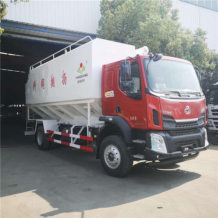 15噸散裝飼料車(chē)使用壽命長(zhǎng)_暢銷(xiāo)10噸飼料車(chē)價(jià)格