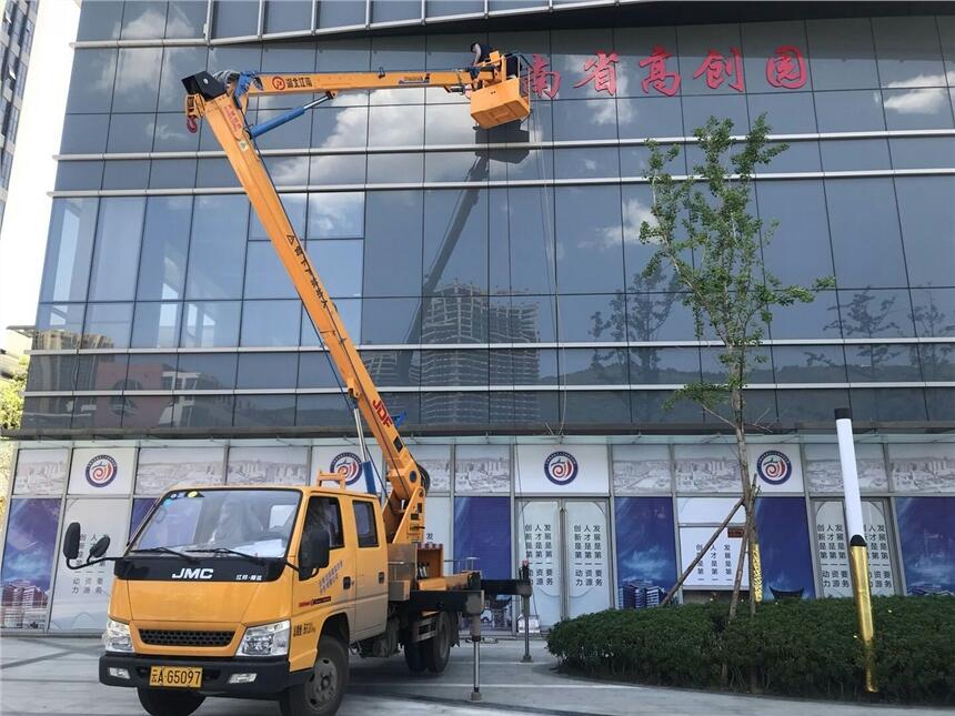 昆明高空外墻清洗車出租 升降車出租