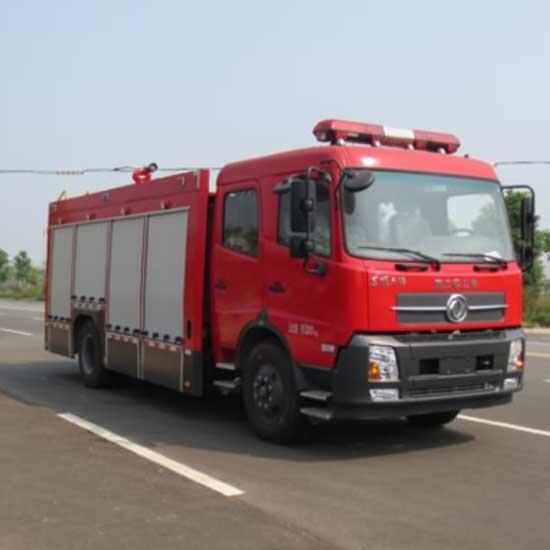 消防車圖片,東風(fēng)天錦6噸水罐消防車,救火車