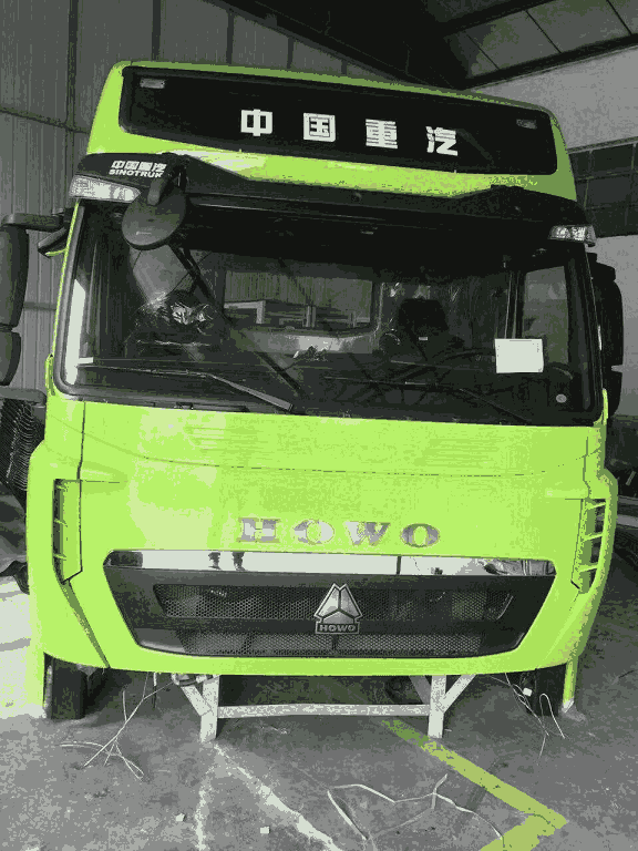 重汽原廠(chǎng)豪沃T7H事故車(chē)全車(chē)件（T7H駕駛室總成報(bào)價(jià)）