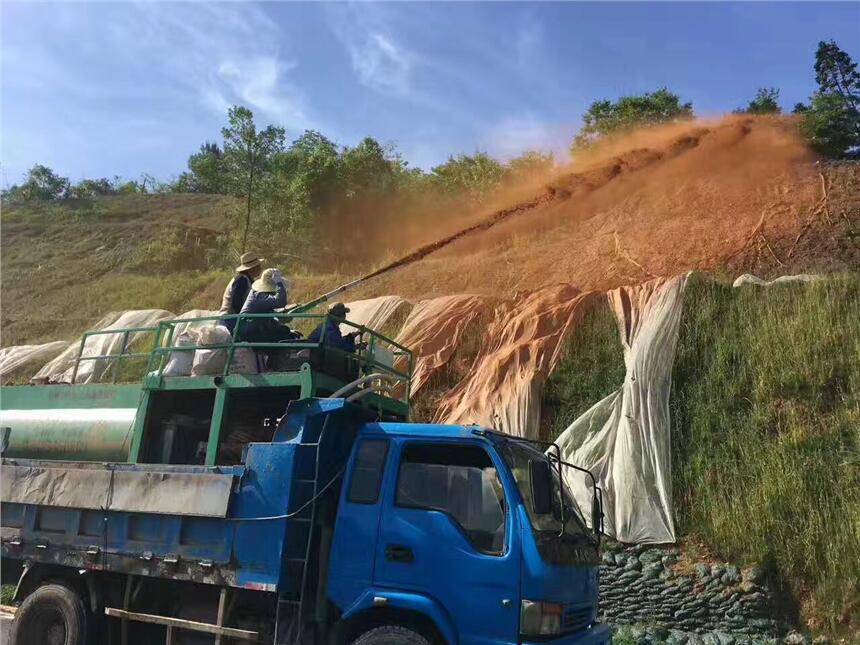 建特重工客土噴播機廠家，草籽噴播機，綠化噴播機，大功率動力足