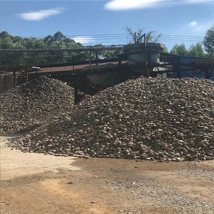 景觀鵝卵石工程石 雜色河沖石卵石 鋪路鵝卵石污水處理