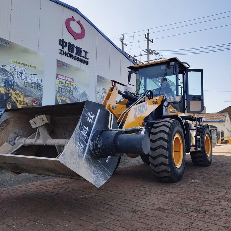 946裝載機(jī)攪拌斗裝載機(jī)改攪拌斗山地作業(yè)攪拌鏟車