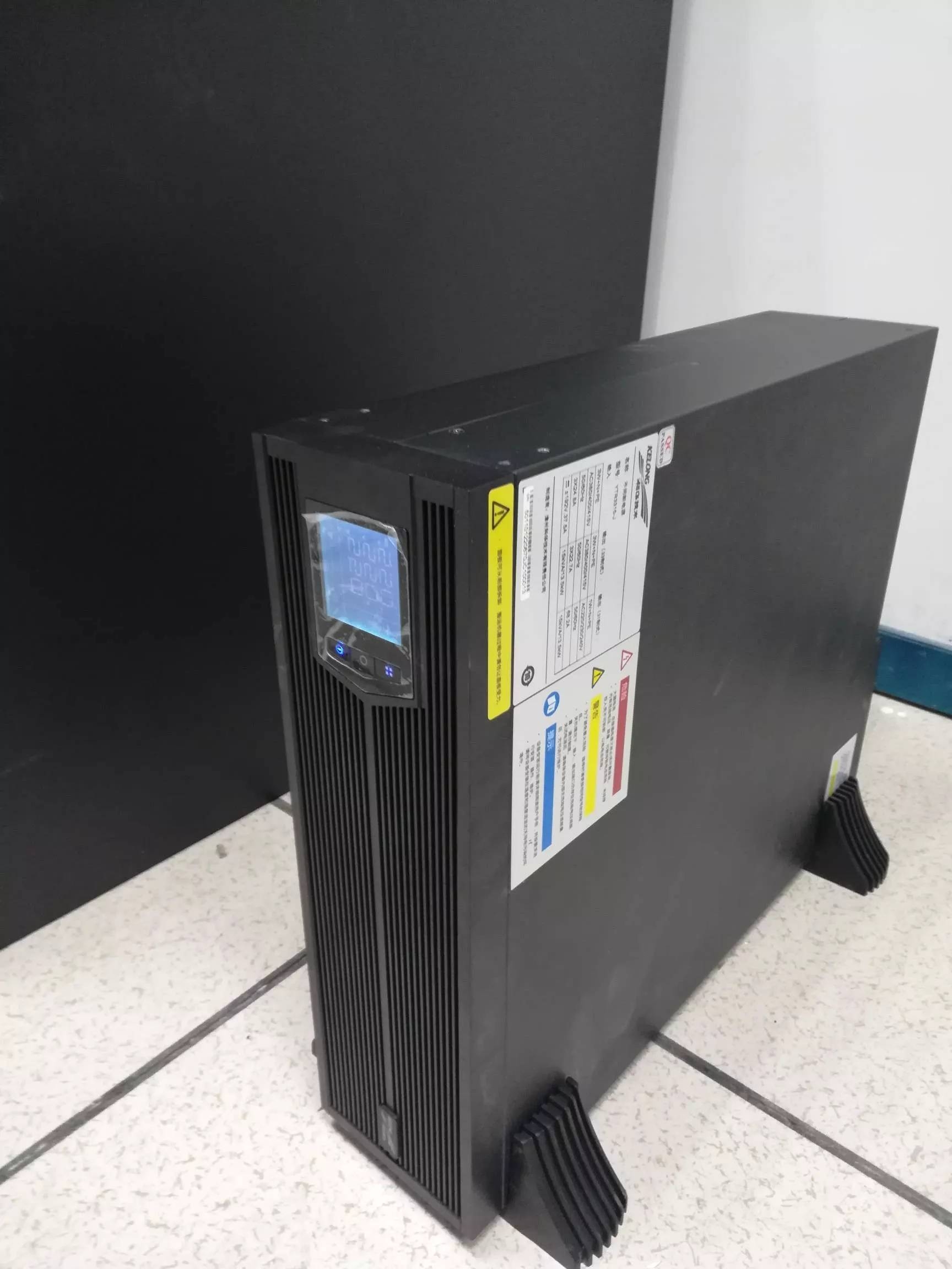 賀州科華ups電源YTR3330-J主機