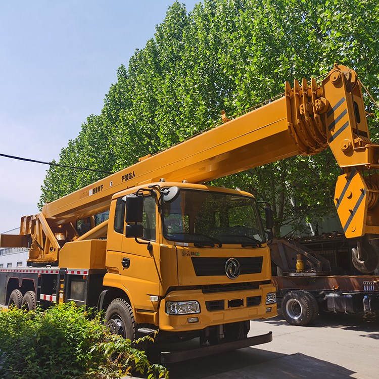 東風(fēng)25噸汽車吊參數(shù) 25噸汽車吊國(guó)五 東風(fēng)汽車吊