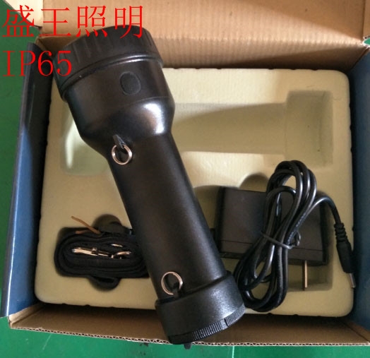 固態(tài)免維護(hù)強(qiáng)光電筒LPYD9009A