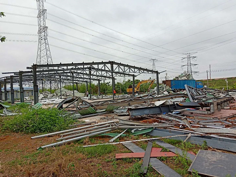 東莞中堂鎮(zhèn)拆遷公司 鋼結(jié)構(gòu)拆除 廠房拆遷回收 無塵車間拆除