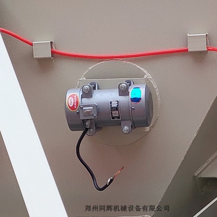 混凝土振動器ZF-150型電壓380V功率0.5KW振動電機(jī)震動器效果好