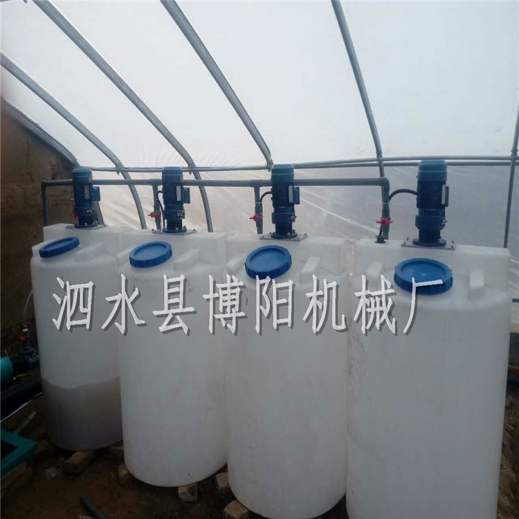 簡便省時省力智能水肥一體機(jī)易操作移動水肥一體機(jī)省人工操作手機(jī)遠(yuǎn)控型