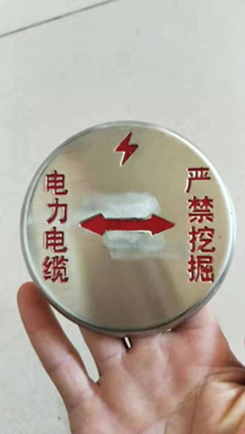 不銹鋼地面走向牌 電力電纜腐蝕牌 燃?xì)夤艿罉?biāo)識(shí)牌