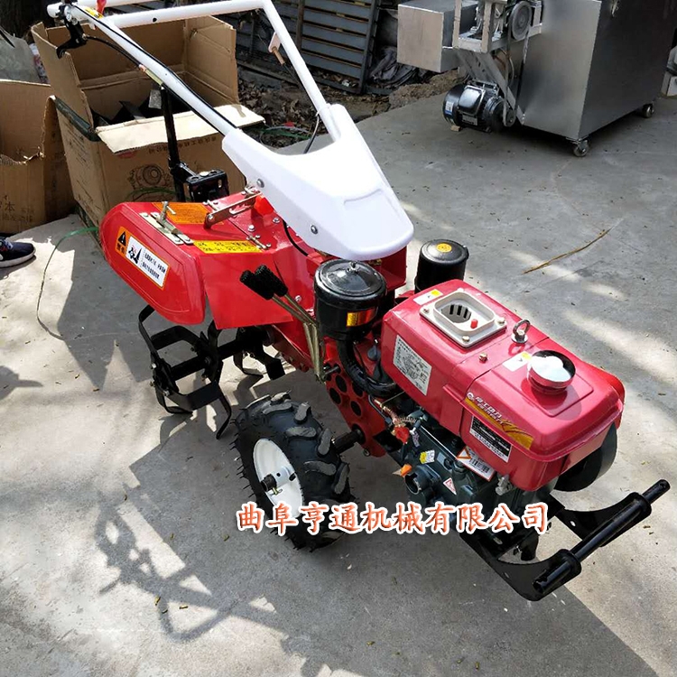 四驅(qū)后旋微耕機(jī) 家用手推式微耕旋耕一體機(jī) 山地開荒松土機(jī)