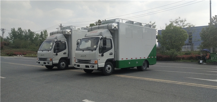 商洛市流動(dòng)餐車多少錢