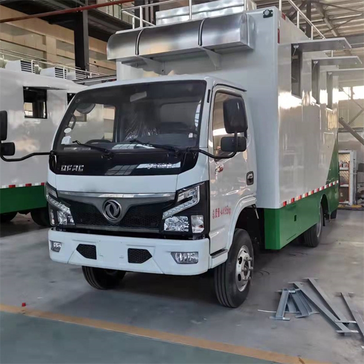 流動(dòng)餐車光明流動(dòng)餐車燒柴油流動(dòng)清晰餐車