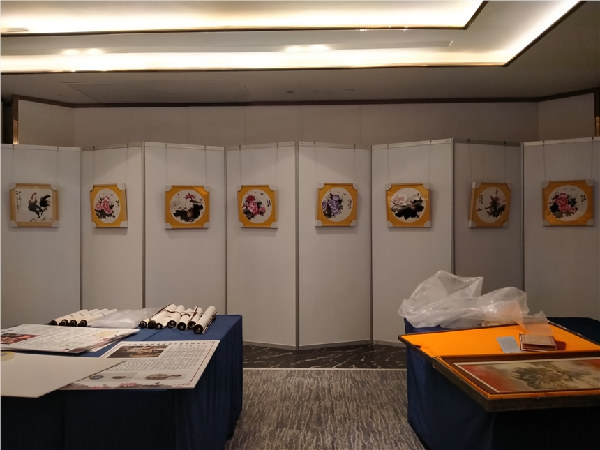 廣州八棱柱展板屏風(fēng)，招聘會隔間攤位材料，展覽鋁材