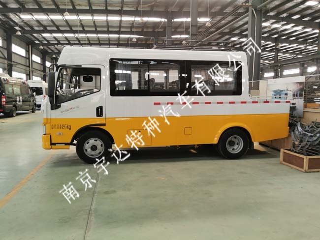 躍進18座工程車電力工程車搶修工程車平頭工程車