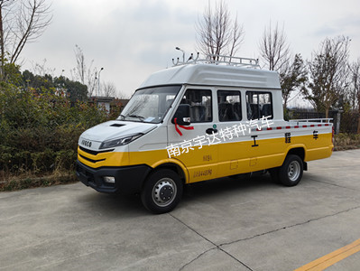 依維柯電力工程車   電力救險(xiǎn)車 NJ5046XGCZ5A-2