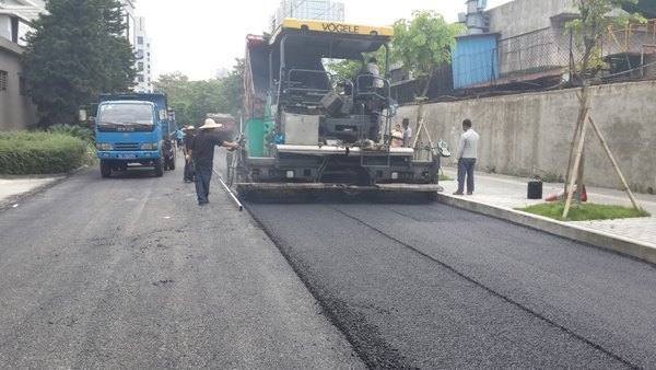 深圳學(xué)校跑道瀝青工程改造承接