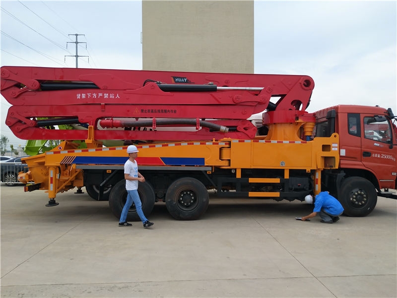 東風(fēng)36米混凝土泵車廠家低價(jià)直銷