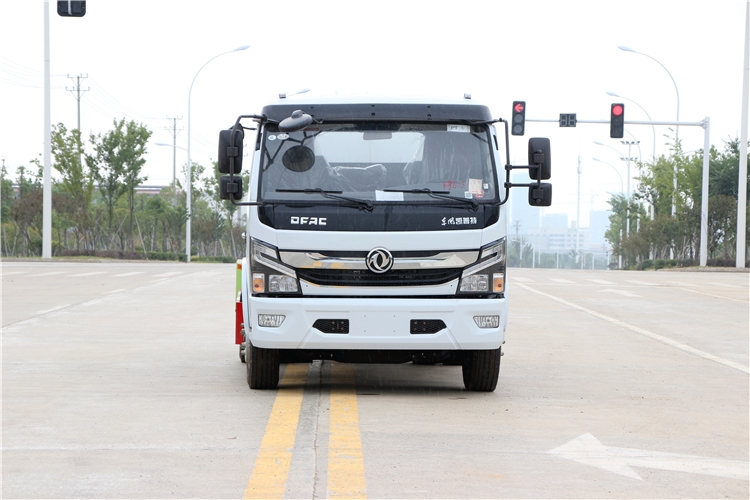  黑龍江灑水車銷售點_灑水車生產廠家