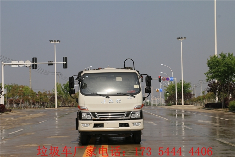 聊城垃圾車哪里買_10方垃圾車廠家銷售點(diǎn)