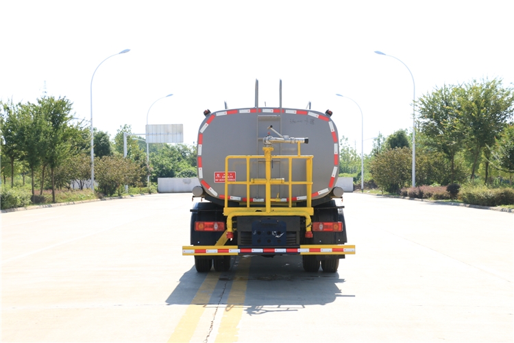 十噸灑水車多少錢-灑水車地址新報(bào)價(jià)2022已更新(今日/資訊)