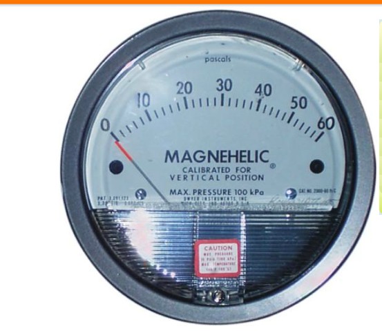 德威爾2000系列Magnehelic壓差表