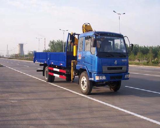 柳汽5噸折臂隨車起重運(yùn)輸車