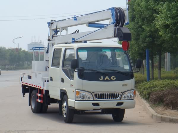 高空作業(yè)車 江鈴牌云梯車價(jià)格 路燈修理云梯車廠家直銷