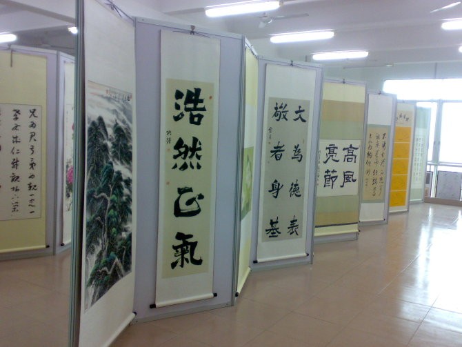 八棱柱標(biāo)準(zhǔn)屏風(fēng)，展覽展覽板，PVC貼面板，展覽屏風(fēng)，展柜鋁材價(jià)格及