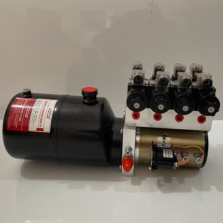 SKBTFLUID液壓動力單元DC24V2.2KW-2.1CC-6L-4組閥