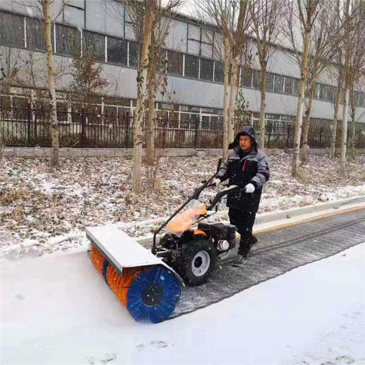 仁益手推式除雪機15馬力全齒輪除雪車廣場道路多用小型清雪設(shè)備