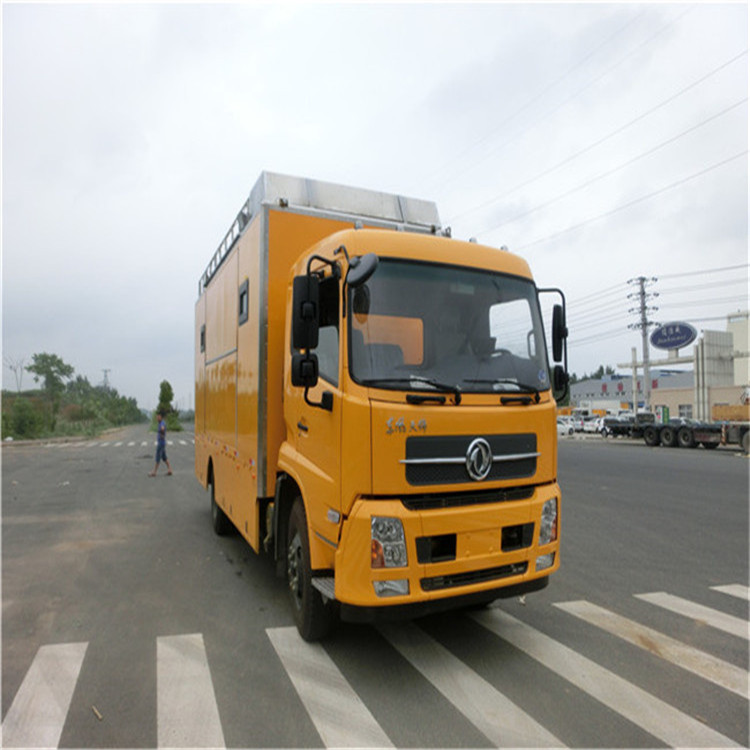 流動宴會餐車可以做飯的車廂式餐飲車外觀新穎結(jié)實耐用