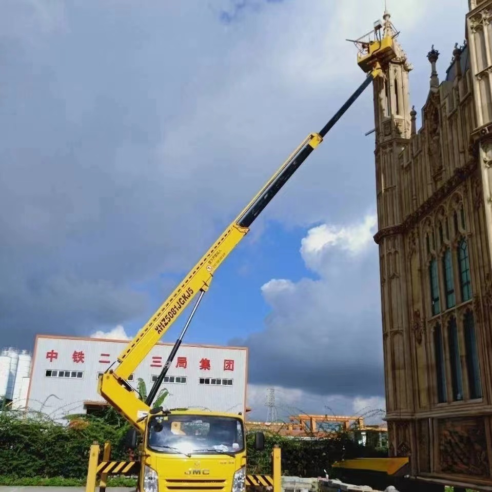 白云永和升降車出租增城登高作業(yè)車站人吊車租賃電話高空玻璃清洗