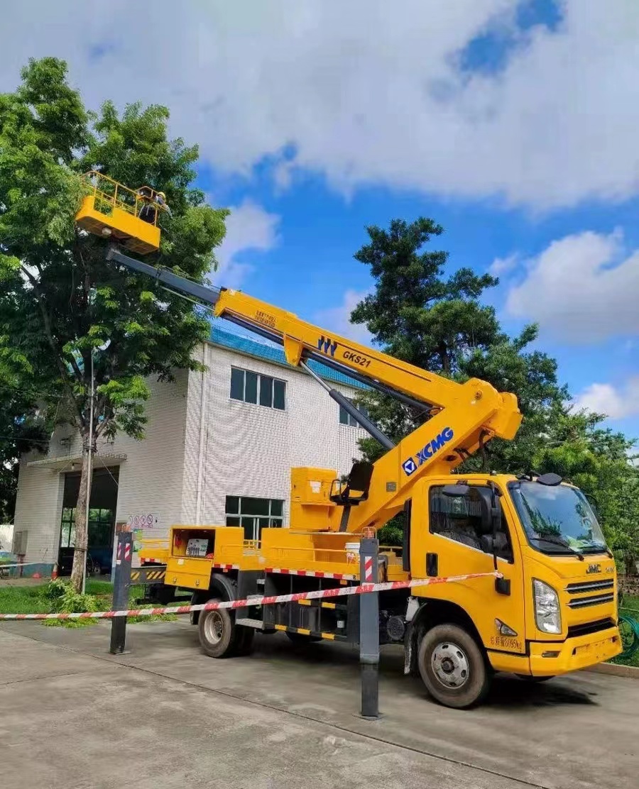 白云鐘落潭升降車(chē)租賃人和登高車(chē)高空車(chē)出租祥順設(shè)備合作共贏