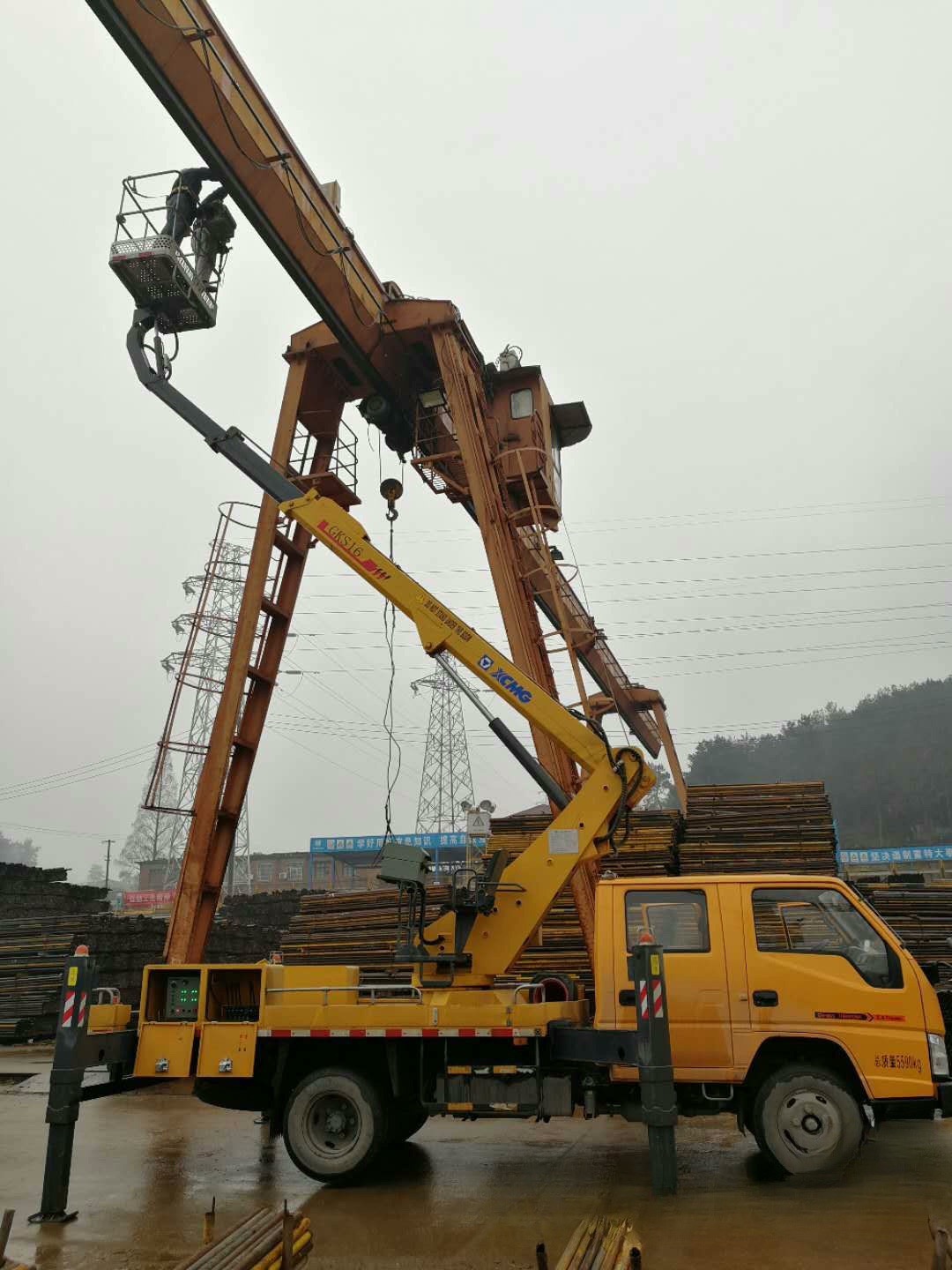 維修路燈吊車出租高空作業(yè)車租賃正規(guī)升降車可長期短期出租