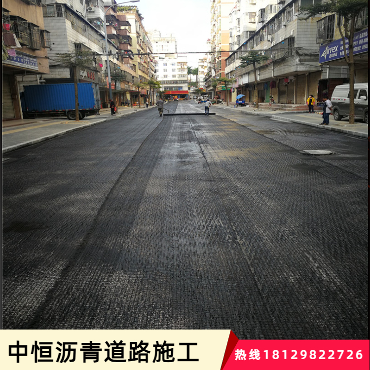 坂田工業(yè)園道路銑刨玻纖格柵網(wǎng)價格瀝青工程攤鋪施工隊