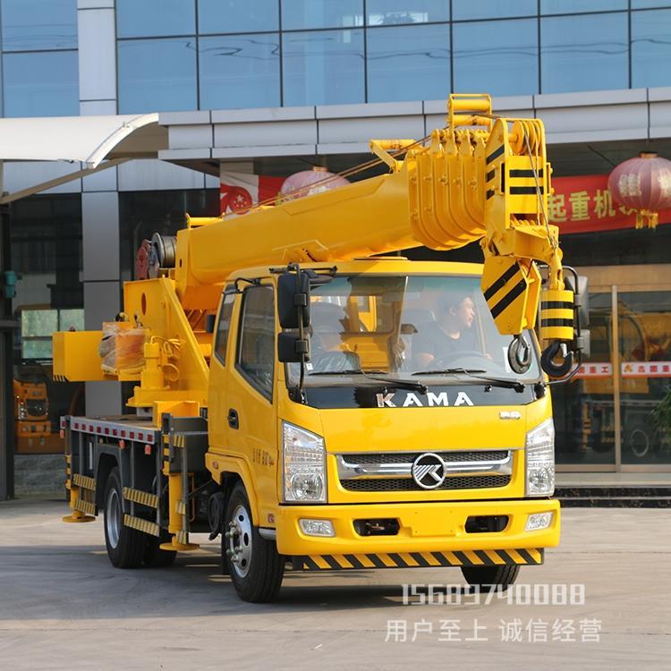 飛雨機(jī)械凱馬8噸吊車建筑工地農(nóng)用汽車起重機(jī)