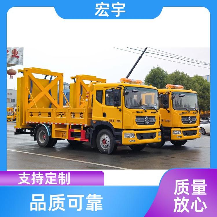 高速緩沖100K防撞車(chē)弧形箱體支持定制廠(chǎng)家江鈴五十鈴