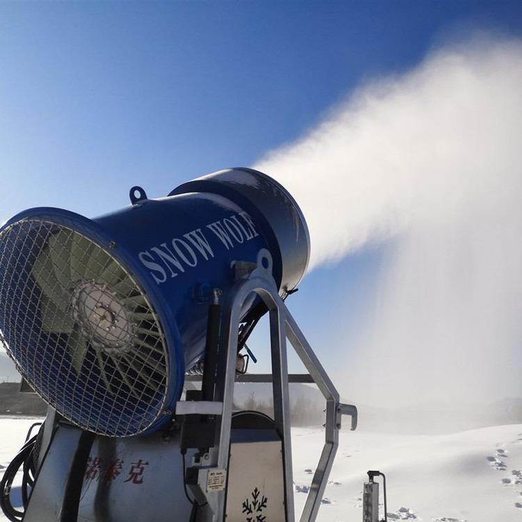 諾泰克出售現(xiàn)貨大型滑雪場國產(chǎn)造雪機(jī)供應(yīng)人工飄雪機(jī)