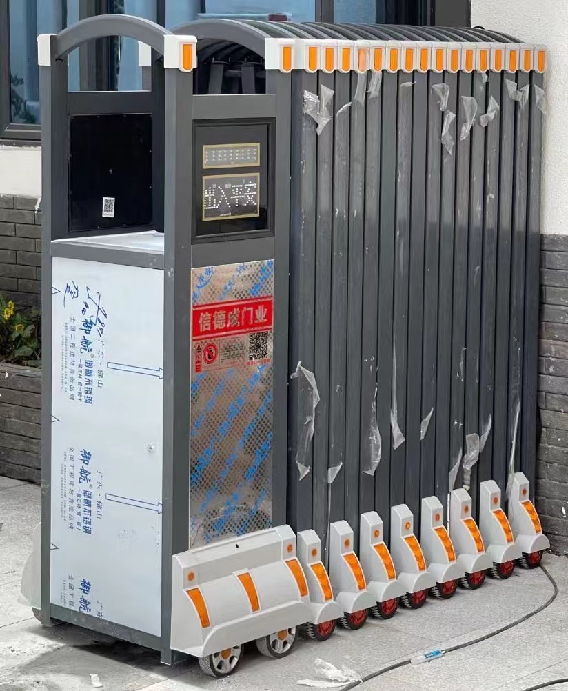 信德成折疊門各種工廠大門口德電動(dòng)伸縮門電動(dòng)門廠