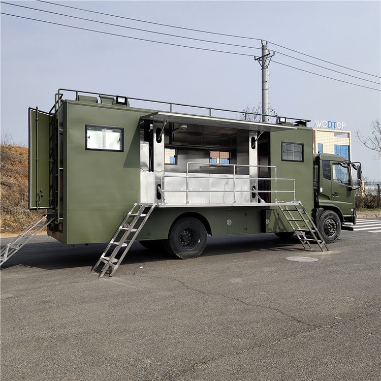 大型黃牌流動服務(wù)餐車配備齊全廚房配餐車合法上牌高原做飯車